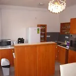 Luna Apartmanhaz Διαμέρισμα Σίοφοκ
